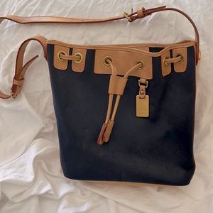 Dooney & Bourke Shoulder bag